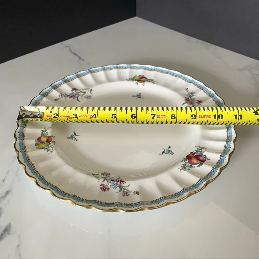 Trapnell Sprays Dinner Plate by Spode
